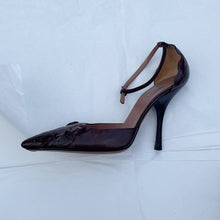 Load image into Gallery viewer, ALAÏA Crocodile Heels