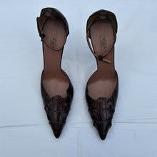 Load image into Gallery viewer, ALAÏA Crocodile Heels