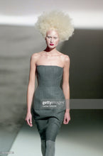 Load image into Gallery viewer, GUY LAROCHE SS98