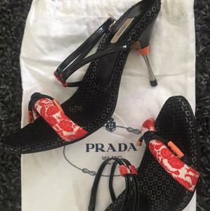 PRADA asian silk heels