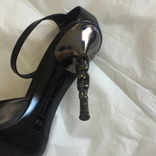 Load image into Gallery viewer, CESARE PACIOTTI Black leather heels with block chain heel